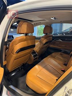 بی ئێم دەبڵیو سیریەس 7